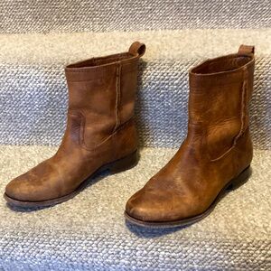 Frye short boots